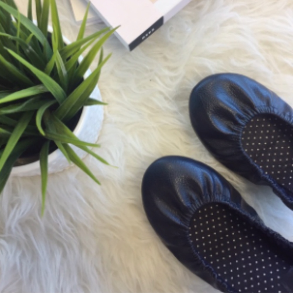 NEW navy leather flats